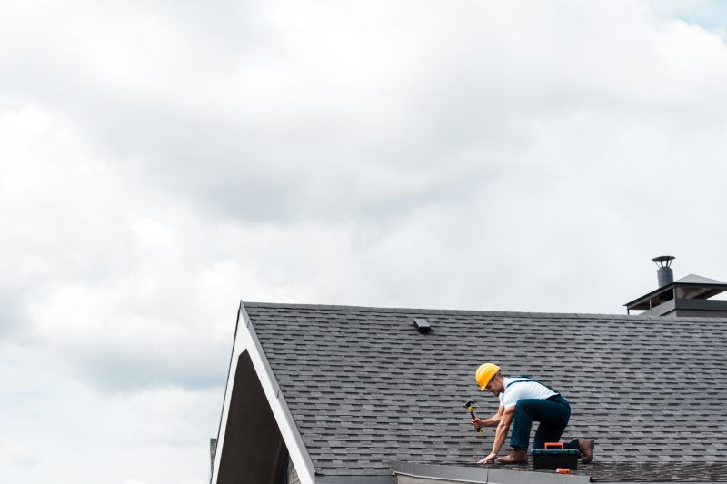 Holiday Roofing Deals